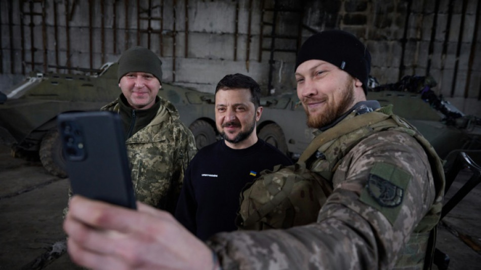 Selenskyj besucht zur&uuml;ckeroberte Region Cherson in S&uuml;dukraine