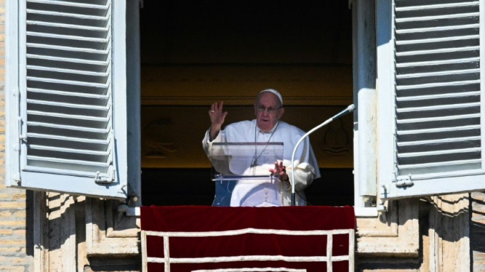 La dimisión de un papa no debe "convertirse en una moda", afirma Francisco