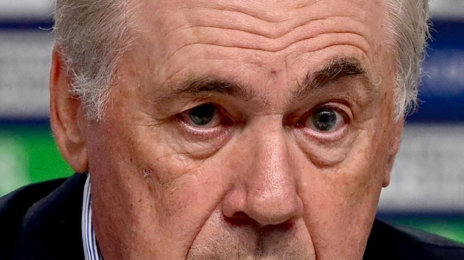 Uma defesa sólida ajuda a 'fazer a diferença', diz Ancelotti