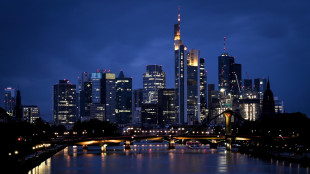 S&P, banche europee restano solide, rischi da geopolitica, cyber e fintech