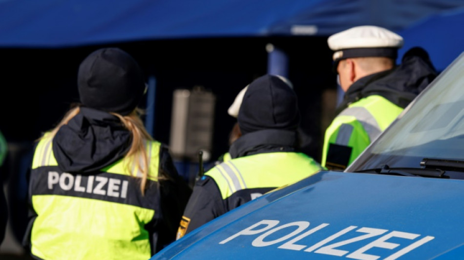 Bande stiehlt rund 15 Tonnen Walnüsse in Hamburg - zwölf Festnahmen