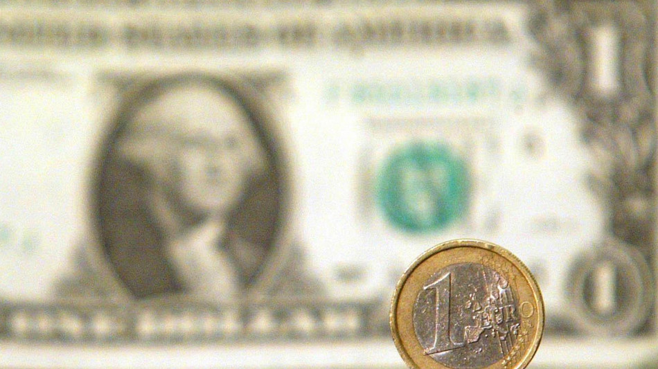 L'euro &egrave; poco mosso, scambiato a 1,0853 dollari