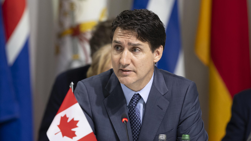 Trudeau, il Canada risponder&agrave; fermamente se Trump imporr&agrave; i dazi