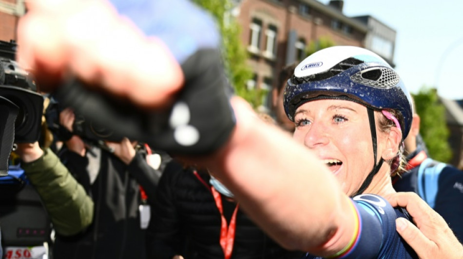Li&egrave;ge-Bastogne-Li&egrave;ge Femmes: la deuxi&egrave;me de van Vleuten
