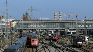 F&uuml;r 49 Euro im Monat durch die Republik - Deutschlandticket gilt ab Montag