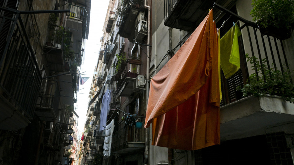 Verso bucati green con sola acqua grazie a uno spray antimacchia