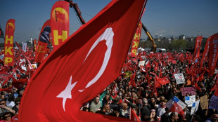Turquie: l'opposition veut maintenir l'unité au lendemain de son méga-rassemblement