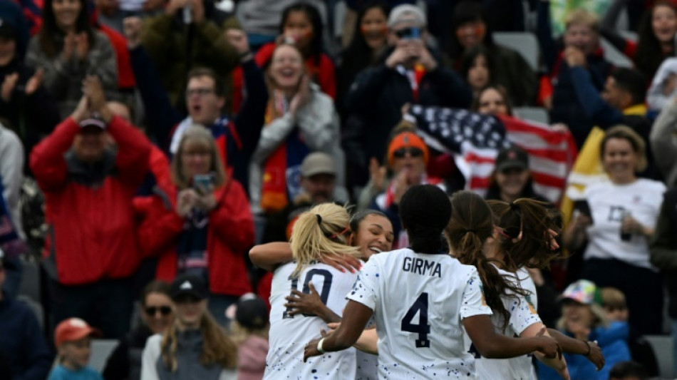 Smith scores twice as holders US ease to 3-0 win in World Cup opener