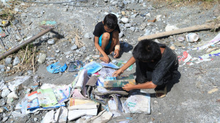 Unicef, in Nepal 14.000 bambini senza scuola un mese dopo le alluvioni