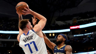 Tatum scores 34 as Celtics hold off Spurs, Doncic leads Mavs