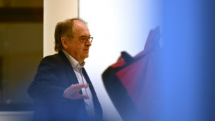 Under-fire French FA boss calls extraordinary meeting amid pressure to step aside