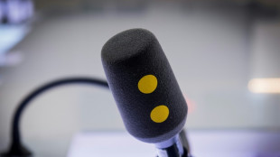 Los medios p&uacute;blicos en Francia protestan contra la supresi&oacute;n del canon audiovisual