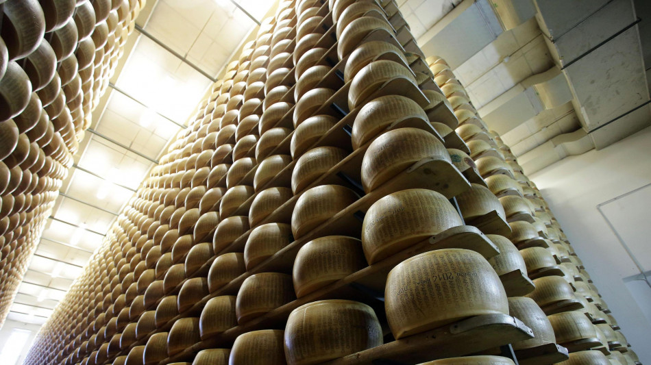 'Senza intesa con Usa su dazi, Ue lavora a piano ritorsione'