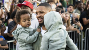 Giannis wants to 'expedite' Lillard chemistry with Bucks