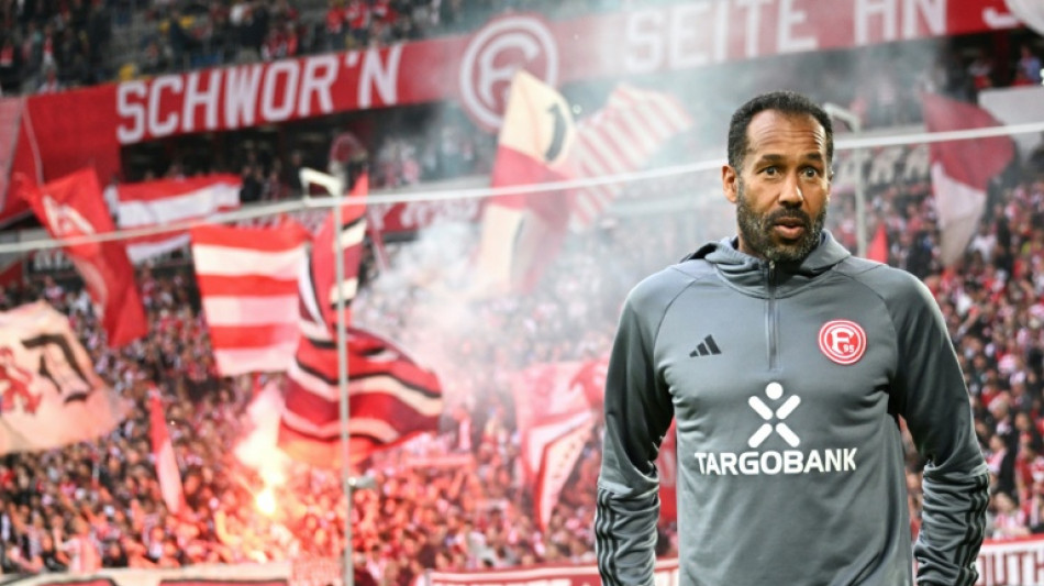 Coach Thioune tasked with saving battling Bremen