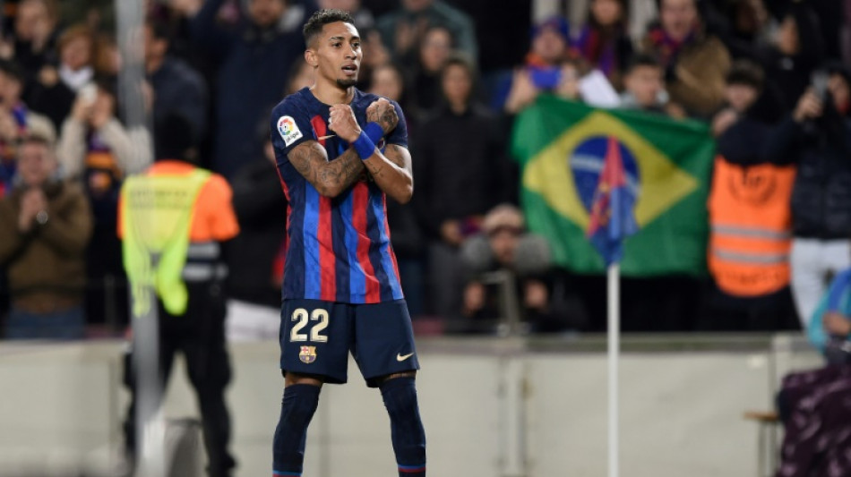 Barca beat Sevilla to extend Liga lead, Madrid lose at Mallorca