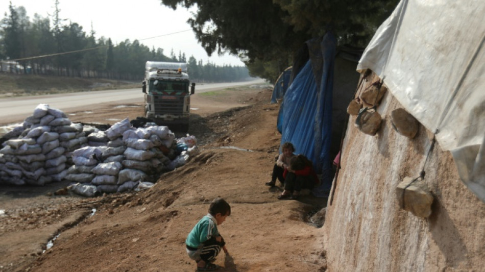 Desplazados sirios temen tener que volver a huir si Turqu&iacute;a lanza una ofensiva