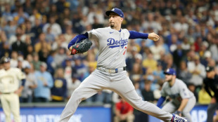 Dodgers edge Brewers, Mariners rout Jays in MLB playoffs