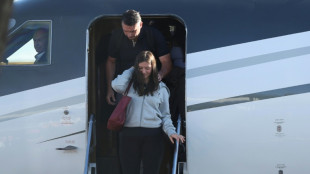 Ap&oacute;s chegar aos EUA, Fl&aacute;vio Bolsonaro se declara "verdadeiro presidente do Brasil"