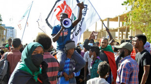 Erneut protestieren Tausende gegen Milit&auml;rherrschaft im Sudan