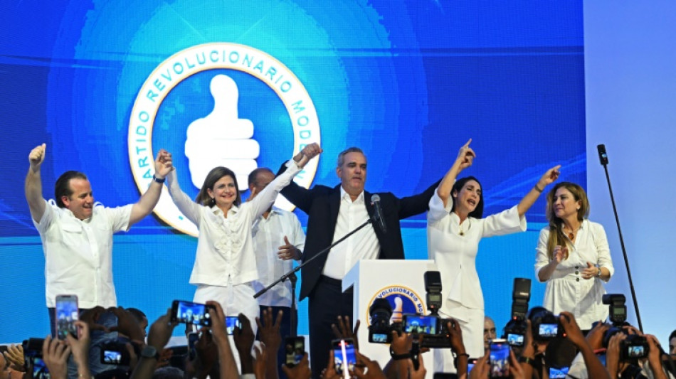 Presidente dominicano consolida poder ap&oacute;s vit&oacute;ria por ampla margem