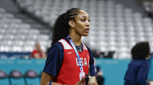 Jogadoras da sele&ccedil;&atilde;o de basquete dos Estados Unidos expressam apoio a Kamala Harris
