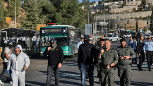 Al menos un muerto y 14 heridos en doble atentado en Jerusal&eacute;n