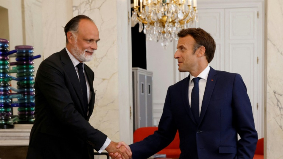 Macron aboga por "compromisos" para evitar la par&aacute;lisis pol&iacute;tica en Francia