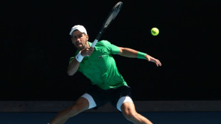 Djokovic vence Maestrelli sem sustos e vai &agrave; 3&ordf; fase do Aberto da Austr&aacute;lia