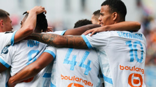 Ligue 1: l'OM frappe fort d'entrée, grosse frayeur pour Angel Gomes