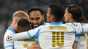 Olympique de Marselha goleia Ajax em casa (4-0) com dois gols de Igor Paixão