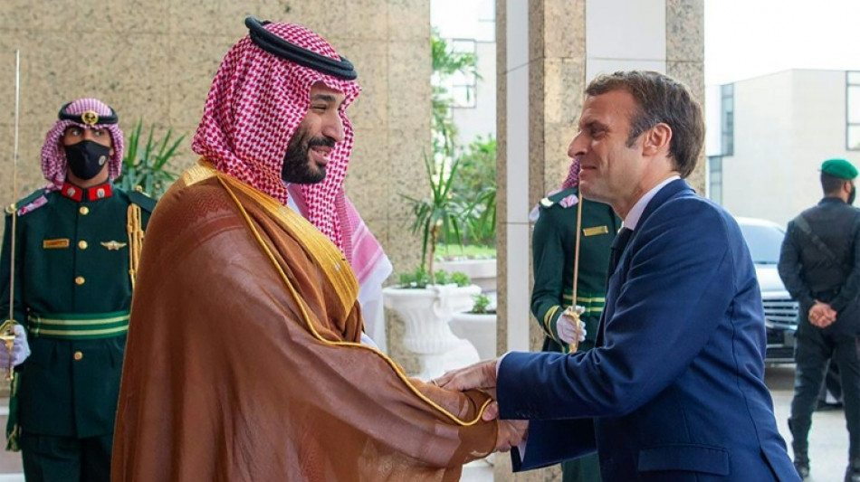 Macron acoge a pr&iacute;ncipe heredero saudita pese a cr&iacute;ticas de defensores de derechos