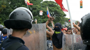 'Entregue o poder!', protestos em Caracas contra reelei&ccedil;&atilde;o de Maduro