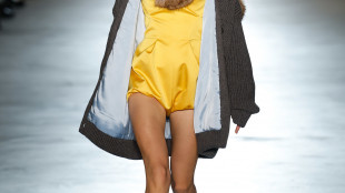 Sfila a Milano il voyeurismo sentimentale di N21