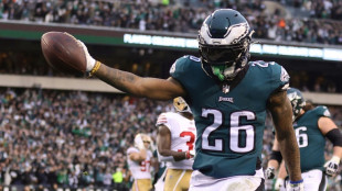 Eagles trample injury-hit 49ers to reach Super Bowl