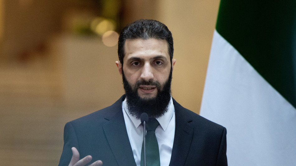 Il governo siriano nomina una donna agli affari femminili