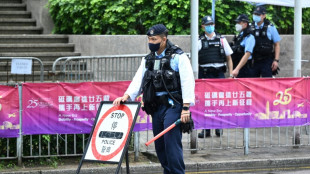 Presidente de China dice que Hong Kong "renaci&oacute; del fuego" en visita por 25 a&ntilde;os de retrocesi&oacute;n