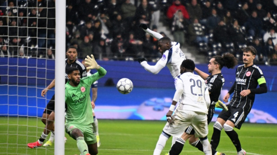 Kolo Muani and Solanke send Spurs into Champions League last 16