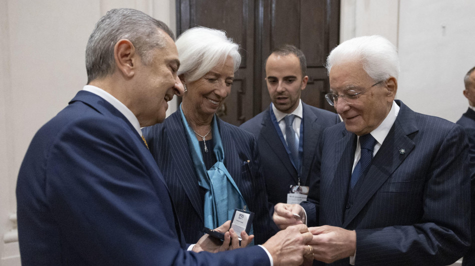 Lagarde a Mattarella, 'faro per la fiducia in Europa'