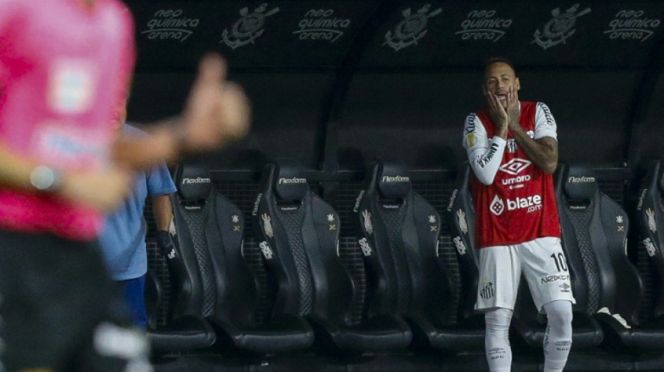 Santos demite técnico português Pedro Caixinha