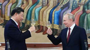 Vladimir Putin chega &agrave; China para visita de dois dias