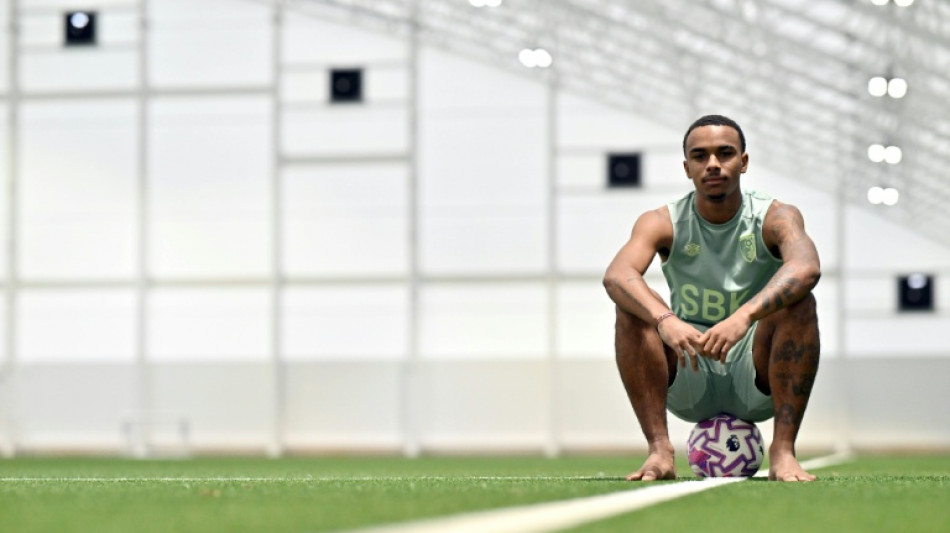 Foot: entre "r&ecirc;ve", spleen et rebond, Junior Kroupi raconte sa Premier League