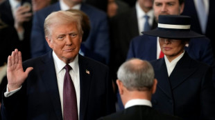 Donald Trump promet de passer &agrave; l'offensive sur les droits de douane