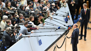 L&iacute;deres da UE adiam para pr&oacute;xima semana decis&atilde;o sobre principais cargos do bloco