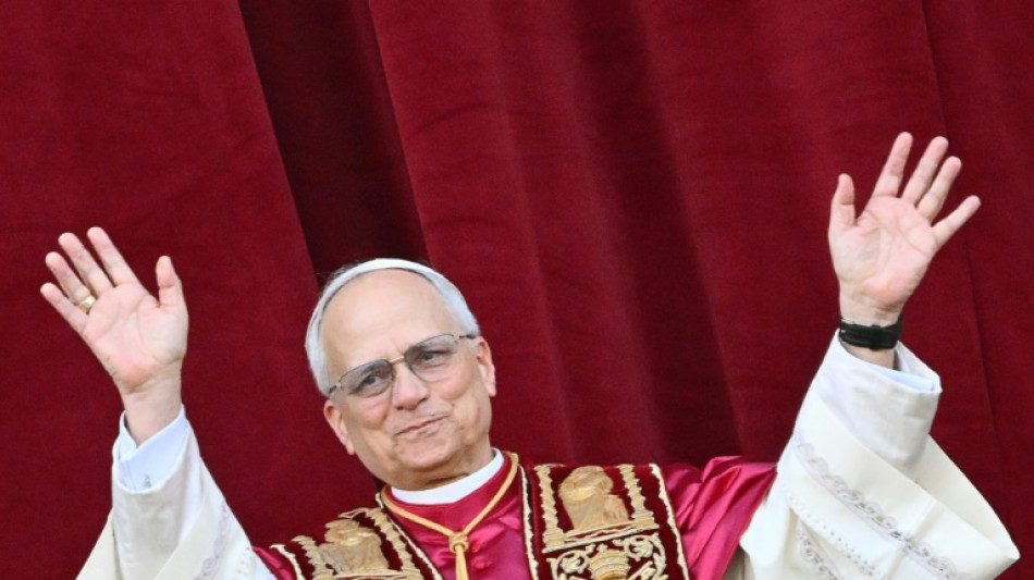 Papst Leo XIV. beklagt in erster Messe "Streben nach Macht und Vergnügen"