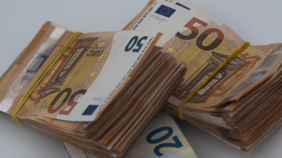 Bankitalia,a luglio il debito pubblico cala a 3056 miliardi