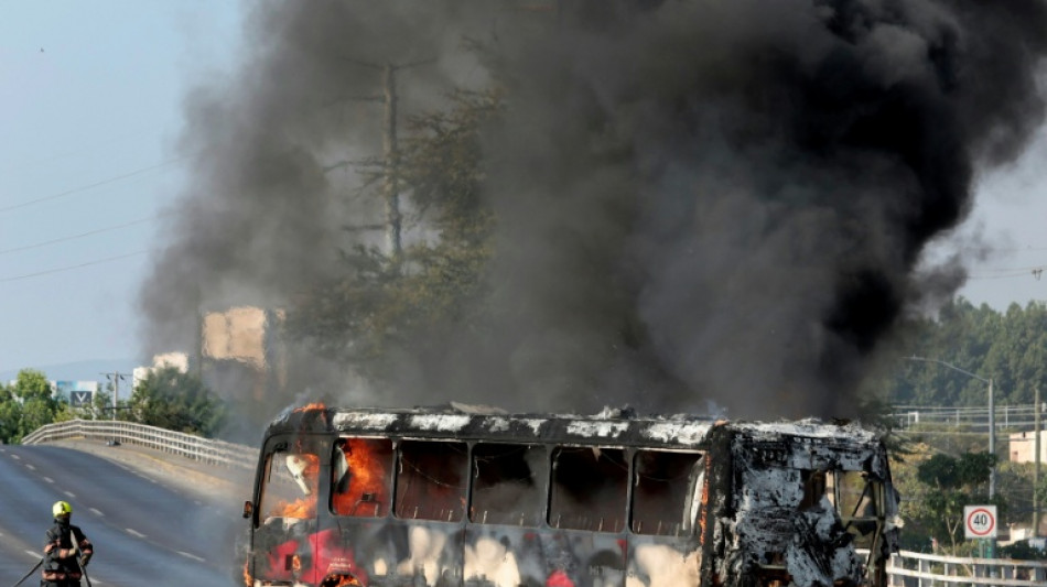 M&eacute;xico enfrenta onda de viol&ecirc;ncia ap&oacute;s morte do narcotraficante mais procurado do pa&iacute;s