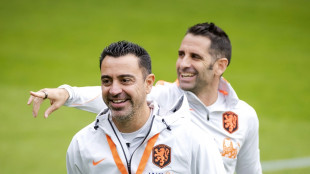 Xavi elektrisiert - van Dijk will Klopps Deb&uuml;t vermiesen