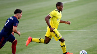 Columbus crush Atlanta to set up Eastern semi with Orlando