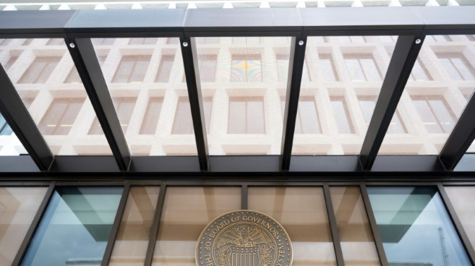 Aux Etats-Unis, la Fed rel&egrave;ve ses taux, au plus haut depuis 2001